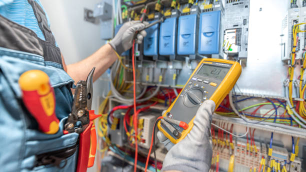 Best 24-Hour Electrician  in Dexter, OR